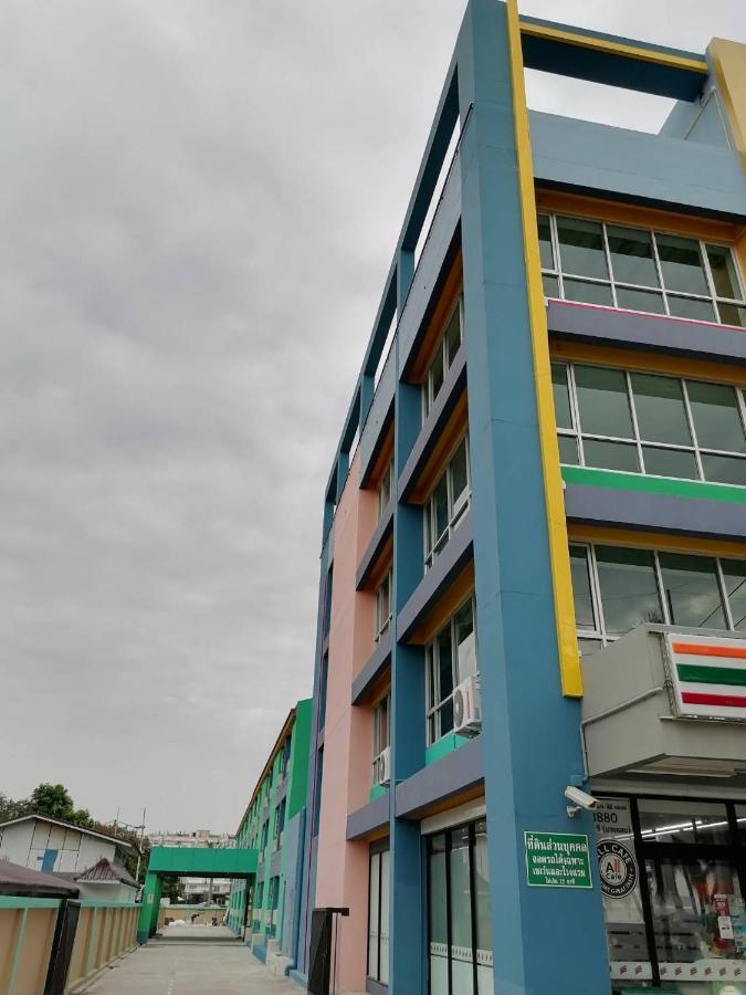 The Sea Bangsaen Hotel Exterior foto