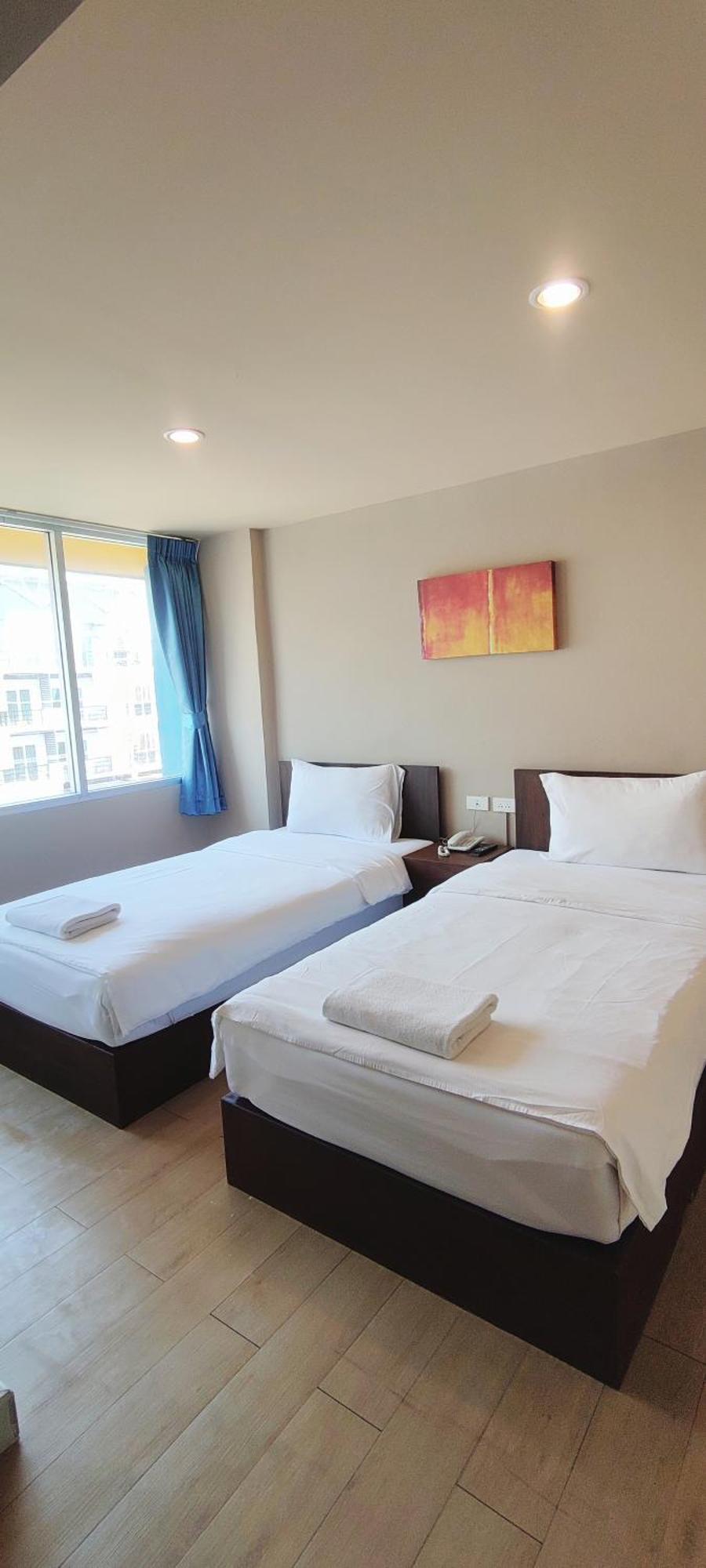 The Sea Bangsaen Hotel Exterior foto