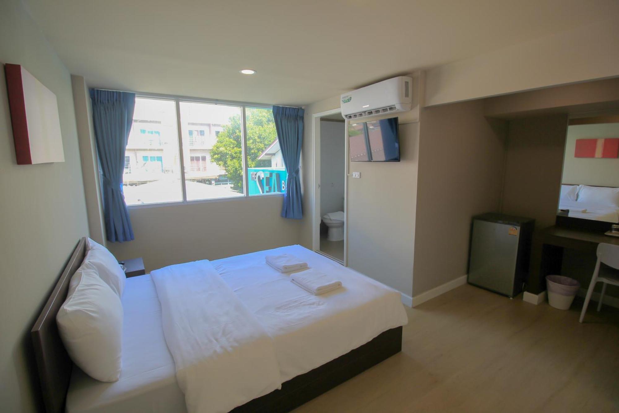 The Sea Bangsaen Hotel Exterior foto